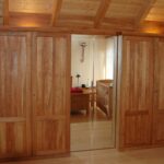 Einbauschrank in Wildkirsche